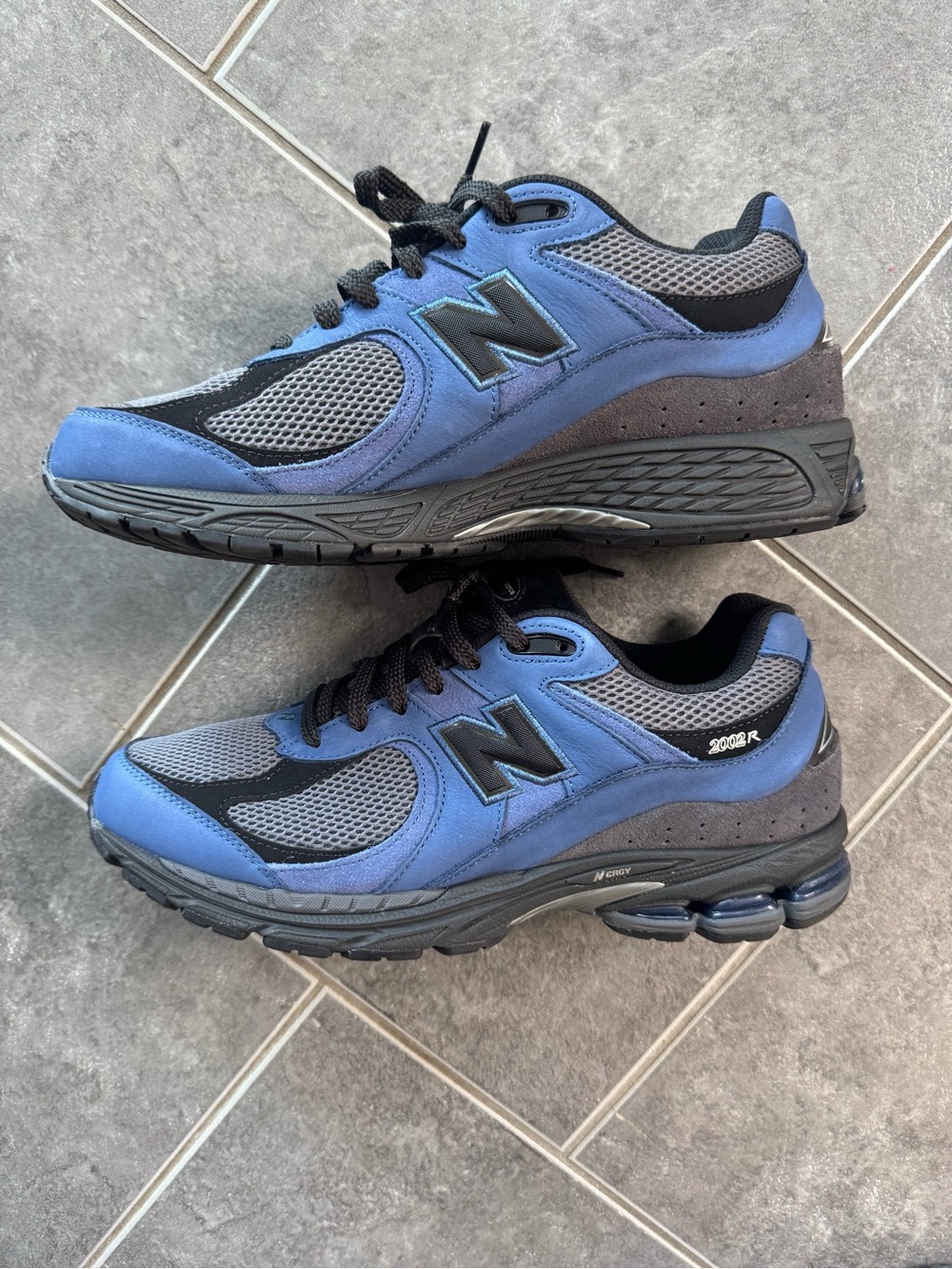 New Balance 2002R magic blue castlerock
